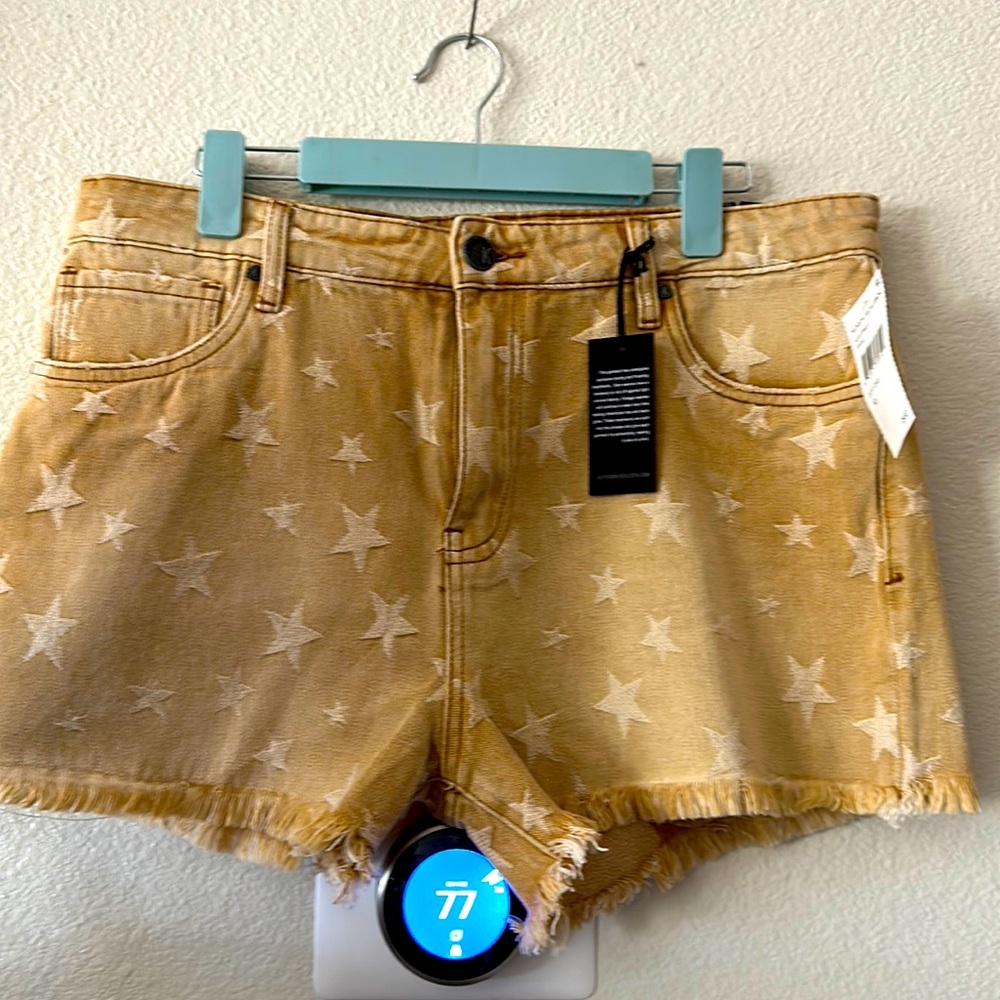 Kut from the Kloth star shorts 12